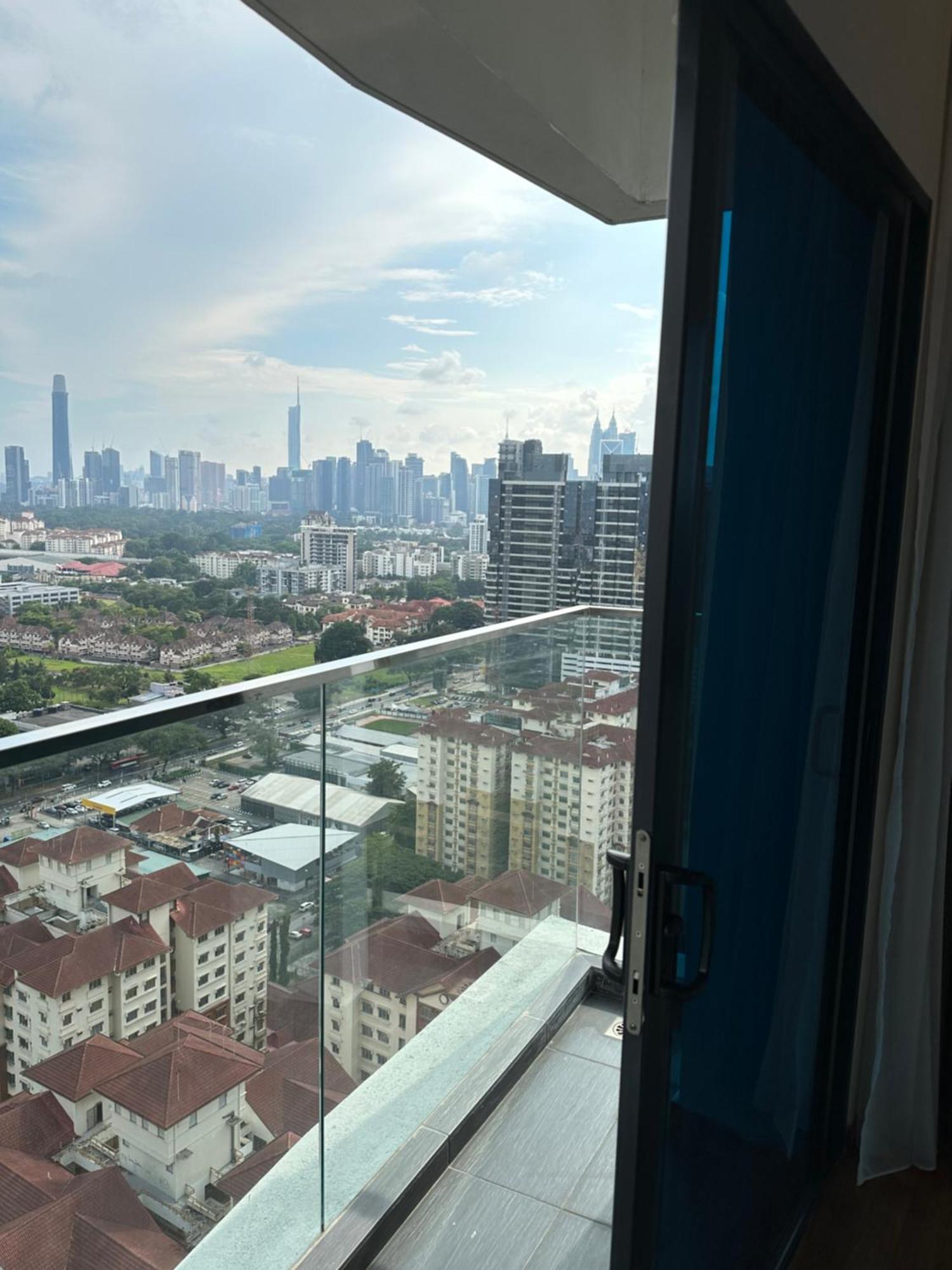 Reizz Residence By Perkasa Kuala Lumpur Dış mekan fotoğraf